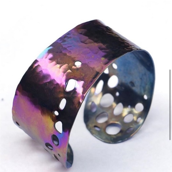 Parlettei jewelry cuff - Picture 5 of 8